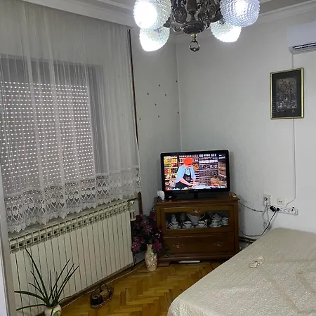 Privatna Kuca * بييلينا