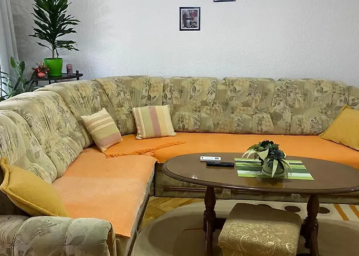 Privatna Kuca * Bijeljina